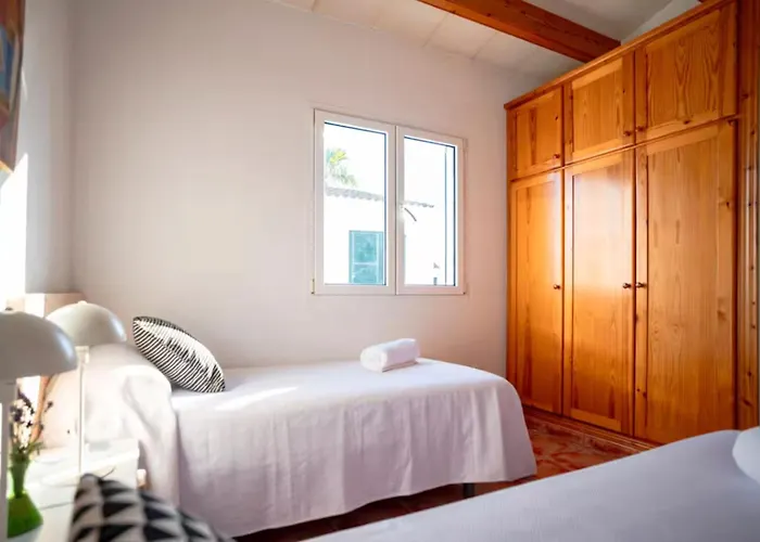 Relax En Tranquila Casa de Férias Cala'N Blanes (Menorca)